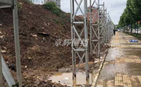 簡易圍擋需要進(jìn)行定期維護(hù)嗎？